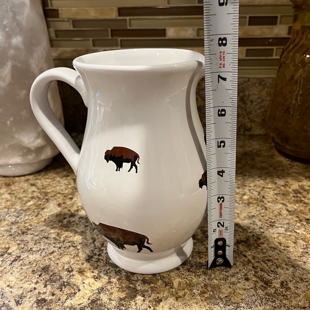 Roaming Buffalo Pitcher 5.5 - 6 cups Homer Loughlin China - Picture 8 of 11